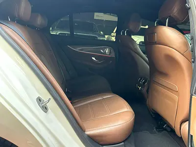 صورة مصغرة 7 لـ 2019 Mercedes-BENZ E-CLASS