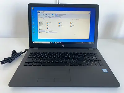 HP Laptop core i3 light used