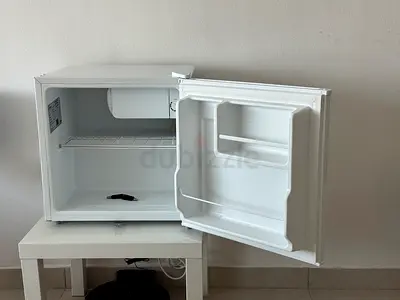 Compact Tabletop Refrigerator