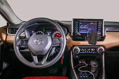 2022 Toyota RAV 4 — фото 10