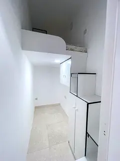 Partition near metro