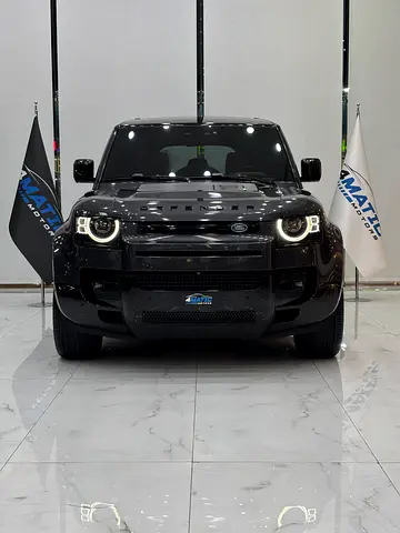 Land Rover Defender HSE P400