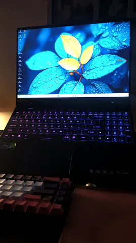 Acer predator helios 16 i9 13th + rtx 4070 +32gb ram + 1 tera byte