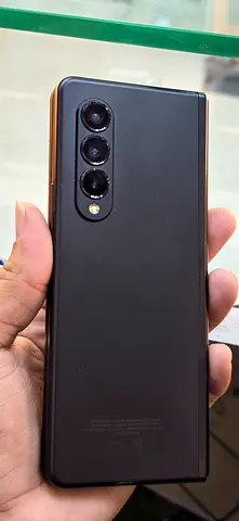 Samsung Galaxy Z Fold 3