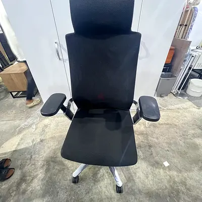 Wilk hahan office chair