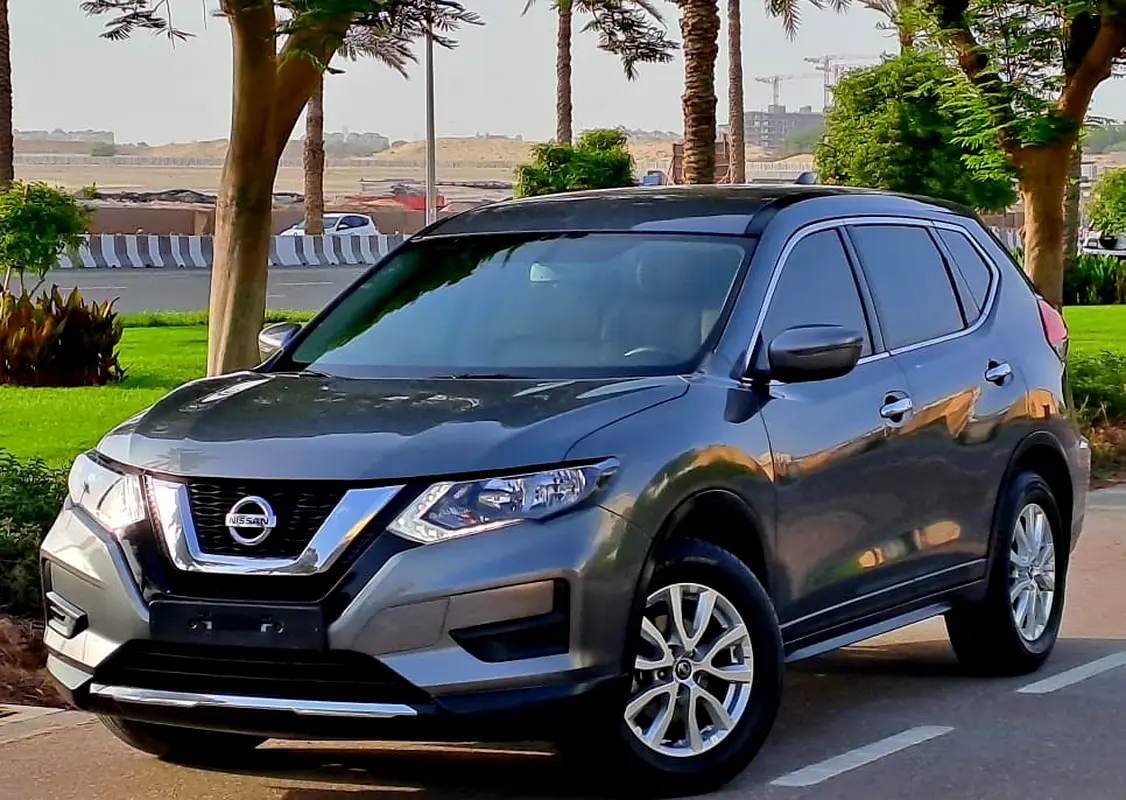Nissan X-Trail 2021 — photo 1 of 12
