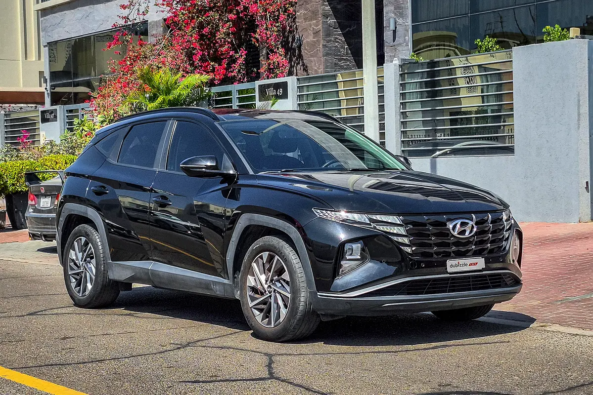Hyundai Tucson 2022 — photo 1 of 14
