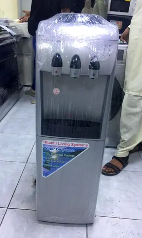 Top load water dispenser