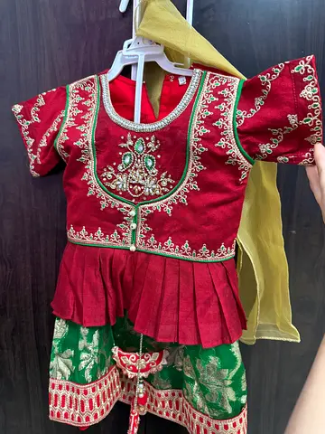 Cloths for 6to 12 months