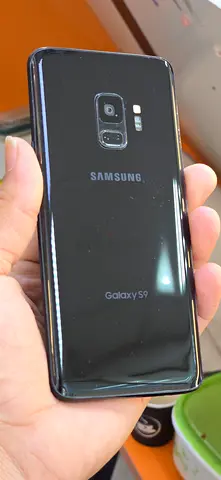 Samsung Galaxy S9 Smartphone - Reliable Performance