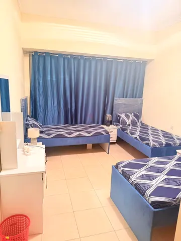 Ladies Bedspace | Only for 3 ladies Near to Bus stop|Business Bay
