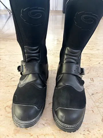 Motorbike boots