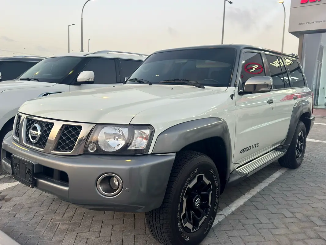 Nissan Patrol Safari 2022 — photo 1 of 7