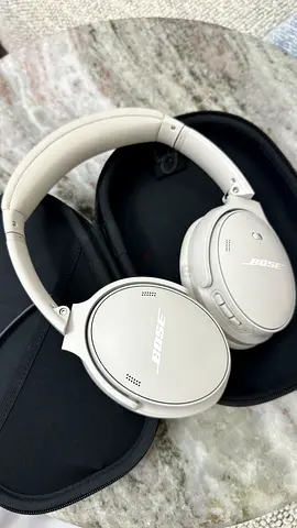 Bose QuietComfort 35 II Noise Cancelling Headphones new used only one time