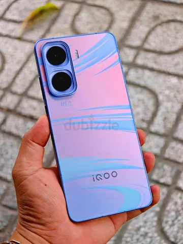 iQOO Neo 11 Smartphone in Excellent Condition