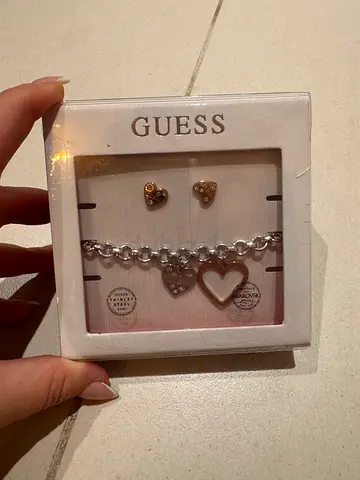 Brand new GUESS necklace and earrings set