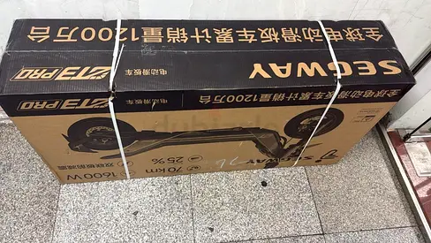 Segway Ninebot ZT3 Pro – Like New, Never Activated, Only Unboxed