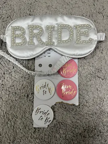 Bride eyemask + wedding accessories