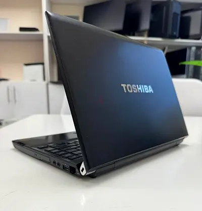 Toshiba Portégé R830 | Core i5 2nd Gen | 8GB RAM | 128GB SSD | 13.3″ Business Ultrabook | Windows 10