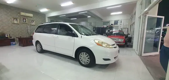 تويوتا سيينا 2007 فل اوبشن اوراق جمارك بدون حوادث نظيفة جدا