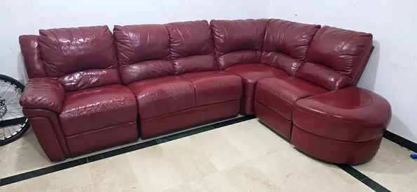 Comfortable Brown Leather Sofa 5 seats