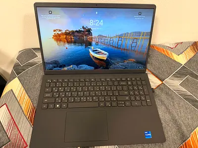 Dell vostro 3520 laptop