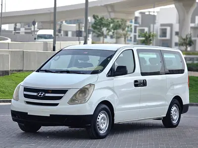 Hyundai H1 2010 model GCC 12 seater