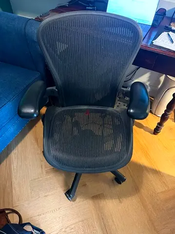 Herman Miller Aeron Office Chair Perfect Condition
