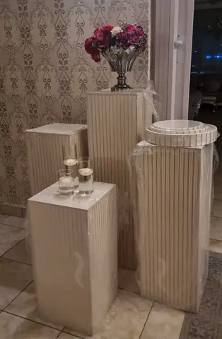 طاولة وستاند مناسبات وحفلات عدد 4