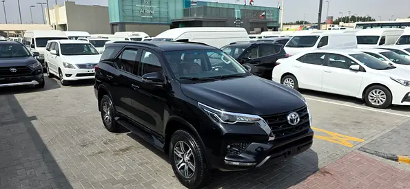 2018 | Toyota Fortuner  | 4cylider