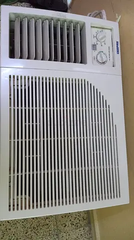Geepas Window AC 1.5 Ton