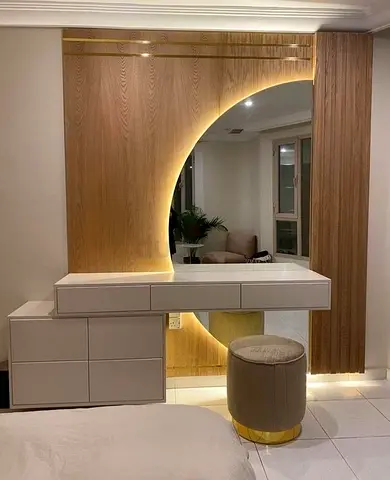 Stylish Dressing Table with Integrated Lighting