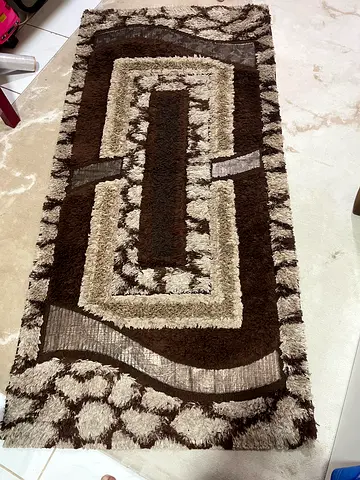 Stylish Abstract Rug