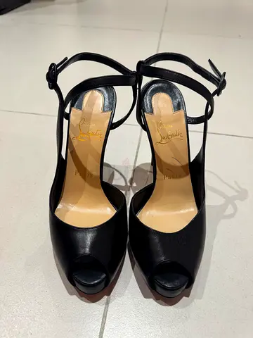 Brand New Christian Louboutin Black Heels size 37.5