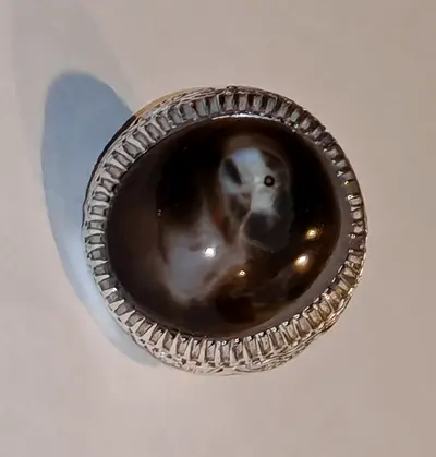 عقيق الخيل الأبيض