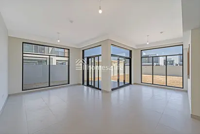 Single Row | Shaded Entrance | Middle Unit
