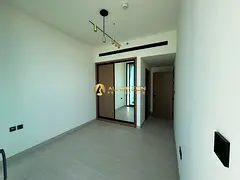 Golf View | Prime Location |Ready to Move — 2
