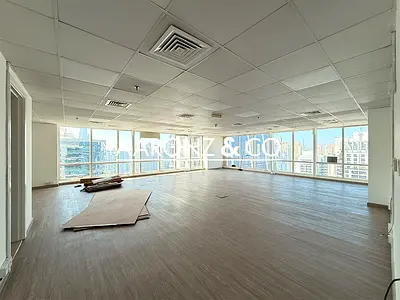 Open Plan | High Floor | 4 Cheques