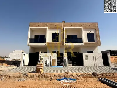 فيلا أنيقة للبيع في الزاهية  تملك حر لجميع الجنسيات والسعر شامل رسوم التسجيل