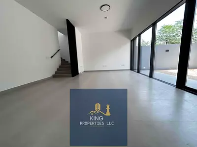 3bedroom townhouse available for rent in Massar robinia cluster