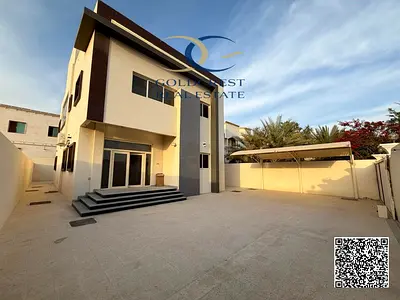 فيلا للبيع مكونة من 5 غرف نوم | تصميم واسع | موقع مميز | حالة ممتازة