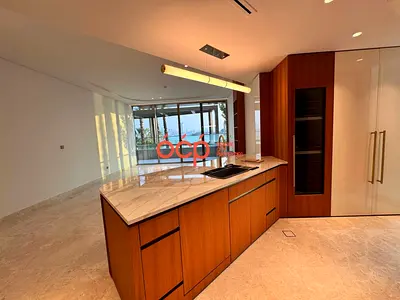 Maid's room | Direct beach access | Infinity Pool