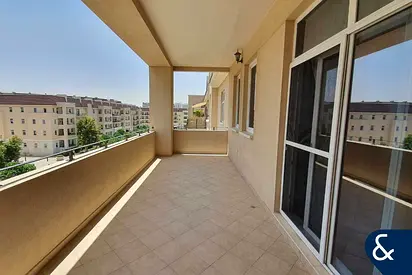 Vacant on Transfer | Large Balcony | Spacious