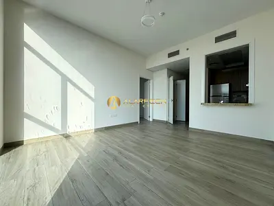Spacious 1BR | Move In Ready | All Amenities