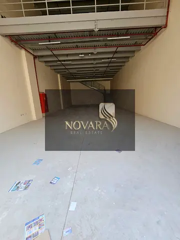 مستودع _ مساحه 3000 قدم _ للإيجار السنوي في الجرف الصناعية 1 _ موقع مميز ومواصفات ممتازة