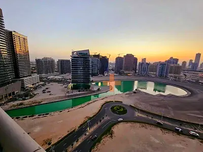 Spacious Unit | High Floor | Best Investment