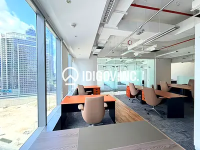 Vacant | Spacious and Bright | Mid Floor