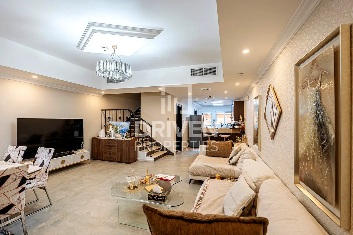 Well Kept Villa with Roof Top | Fully Furnished