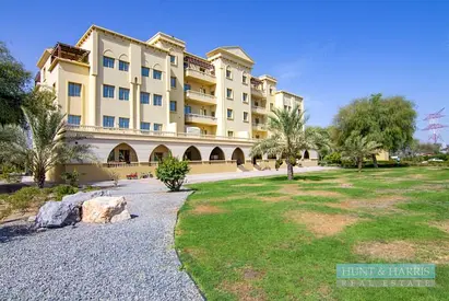 2 Bedroom for Sale Yasmin Village - Lovely Family Home