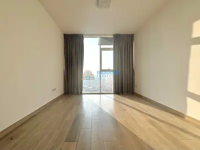 RENTED | HIGH FLOOR | FACING MARINA